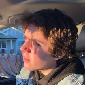 Meet your Posher, Ella